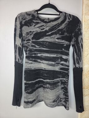 Enza Costa Black & Gray Marble Web Print Long Sleeve Top